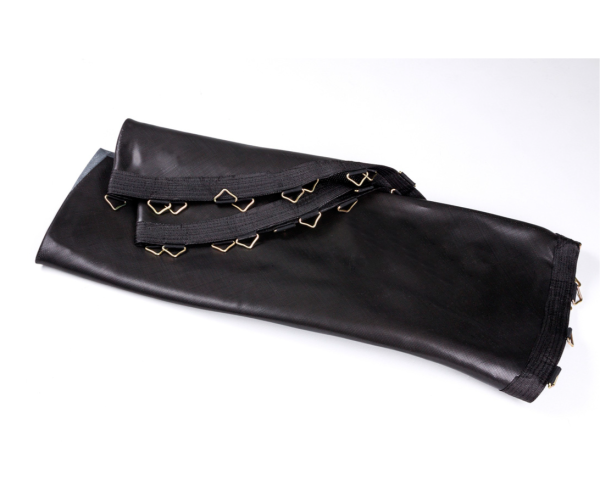 Батут Atlas Sport с внутренней сеткой и лестницей 252 см (8ft), максимальная нагрузка 120 кг.